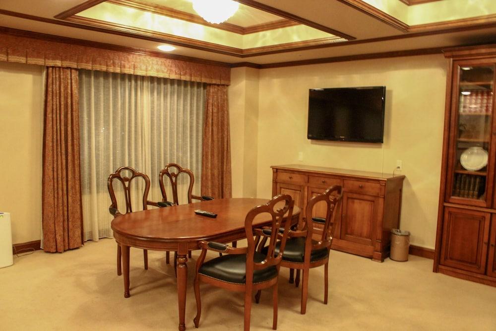 Hotel Higashinihon אוצונומיה מראה חיצוני תמונה